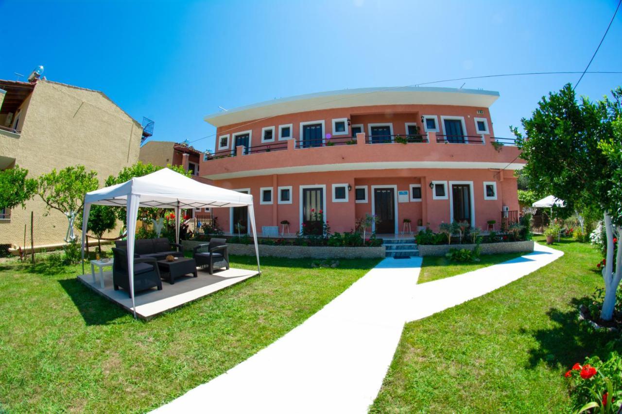 Costas Apartments Mesongi Bagian luar foto